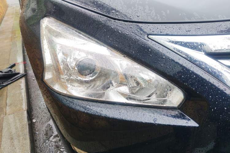 Used Nissan Teana 2013 2.0L XL Comfort Edition Right Front Headlight