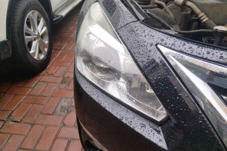 Used Nissan Teana 2013 2.0L XL Comfort Edition Right Front Headlight