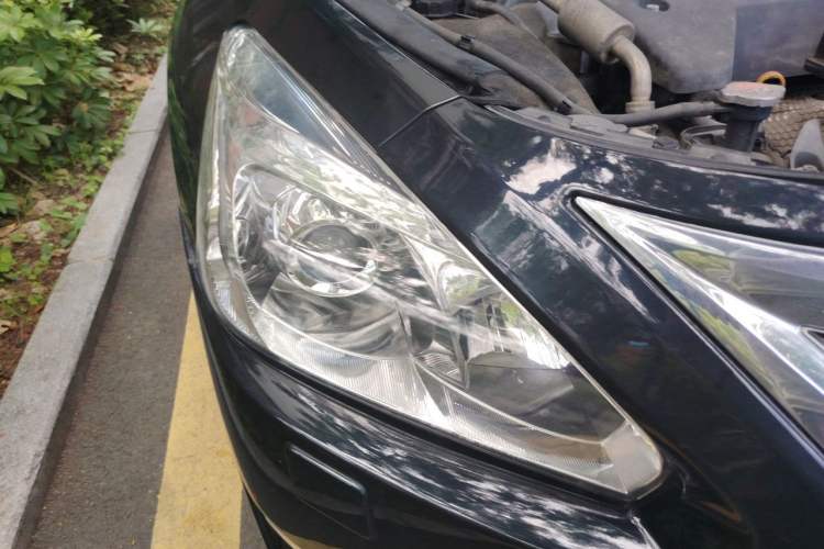 Used Nissan Teana 2013 2.5L XL Leading Edition Right Front Headlight