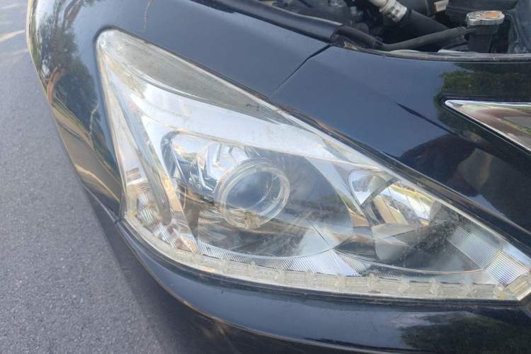 Used Nissan Teana 2013 2.0L XL Comfort Edition Right Front Headlight