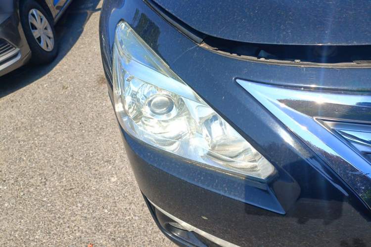 Used Nissan Teana 2013 2.0L XL Comfort Edition Right Front Headlight