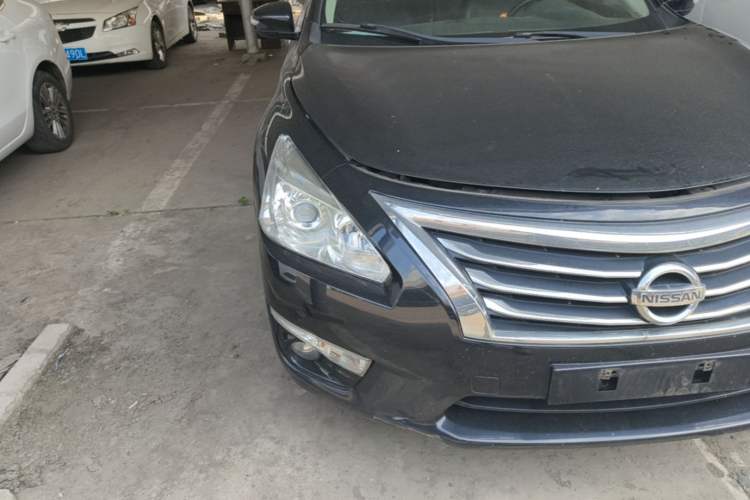 Used Nissan Teana 2013 2.0L XL Comfort Edition Right Front Headlight