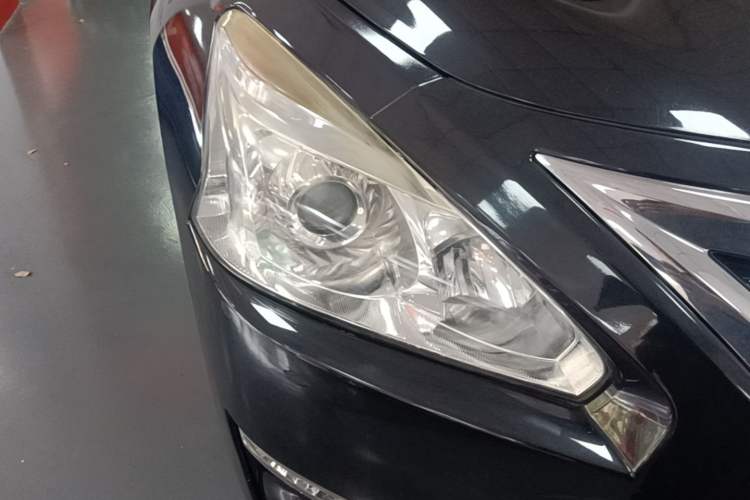 Used Nissan Teana 2013 2.0L XE Fashion Edition Right Front Headlight