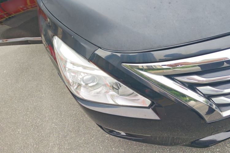 Used Nissan Teana 2013 2.0L XL Comfort Edition Right Front Headlight