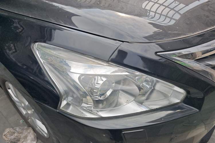 Used Nissan Teana 2013 2.0L XL Comfort Edition Right Front Headlight