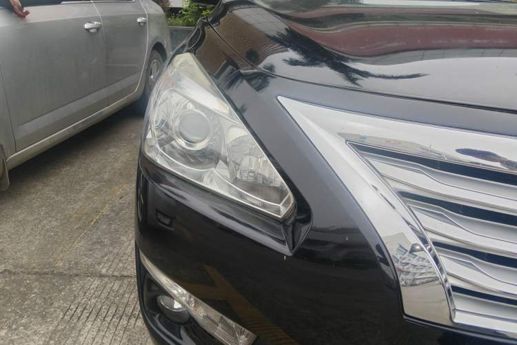 Used Nissan Teana 2013 2.0L XL Comfort Edition Right Front Headlight