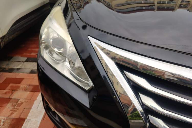 Used Nissan Teana 2013 2.0L XL Comfort Edition Right Front Headlight