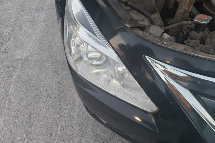 Used Nissan Teana 2013 2.0L XL Comfort Edition Right Front Headlight