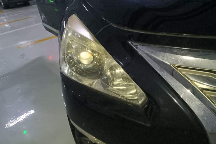 Used Nissan Teana 2013 2.0L XL Comfort Edition Right Front Headlight