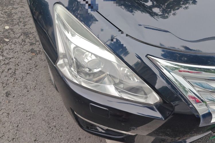 Used Nissan Teana 2013 2.5L XL Leading Edition Right Front Headlight