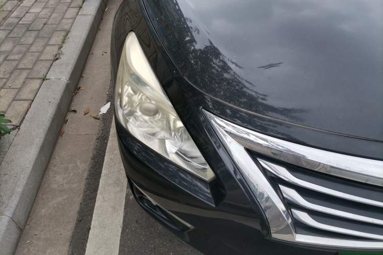 Used Nissan Teana 2013 2.0L XL Comfort Edition Right Front Headlight