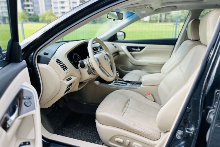 Used Nissan Teana 2013 2.5L XL Leading Edition Right Front Seat