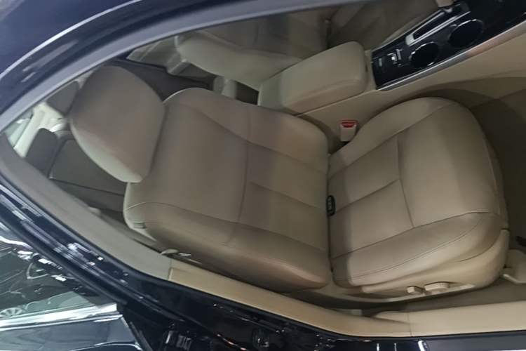 Used Nissan Teana 2013 2.0L XL Comfort Edition Right Front Seat