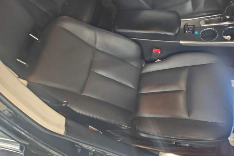 Used Nissan Teana 2013 2.0L XL Comfort Edition Right Front Seat