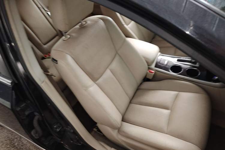 Used Nissan Teana 2013 2.0L XL Comfort Edition Right Front Seat