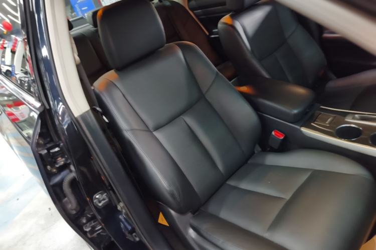 Used Nissan Teana 2013 2.0L XL Comfort Edition Right Front Seat
