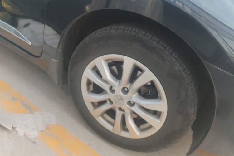 Used Nissan Teana 2013 2.5L XL Leading Edition Right Front Wheel Hub