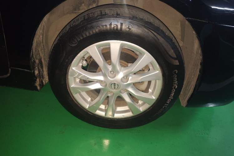 Used Nissan Teana 2013 2.0L XL Comfort Edition Right Front Wheel Hub