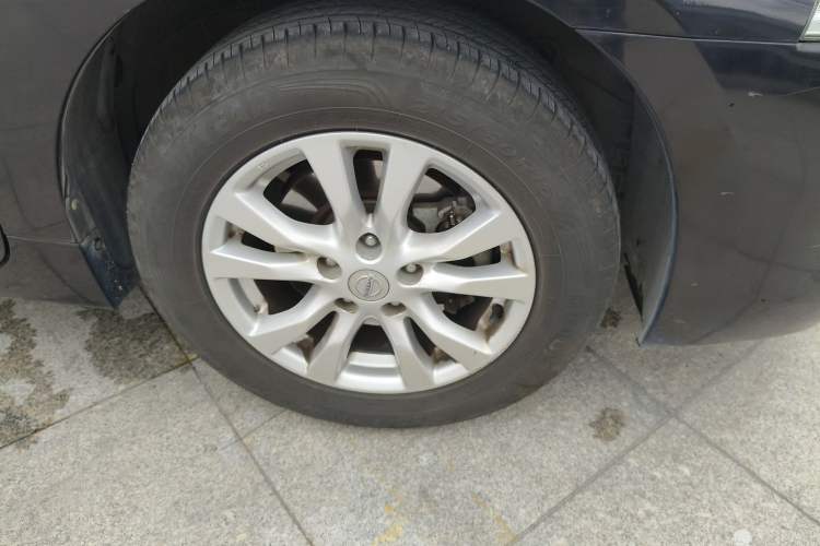 Used Nissan Teana 2013 2.0L XL Comfort Edition Right Front Wheel Hub