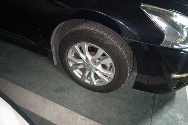 Used Nissan Teana 2013 2.0L XL Comfort Edition Right Front Wheel Hub