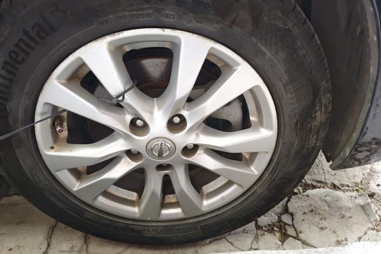 Used Nissan Teana 2013 2.0L XL Comfort Edition Right Front Wheel Hub