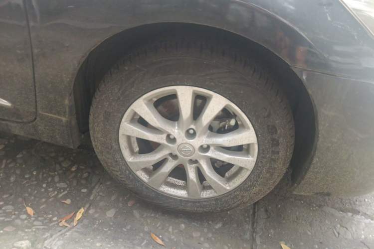 Used Nissan Teana 2013 2.0L XL Comfort Edition Right Front Wheel Hub