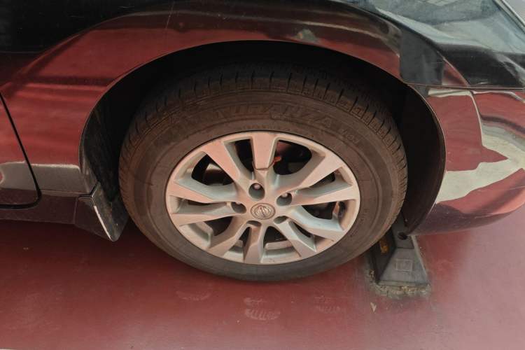 Used Nissan Teana 2013 2.5L XL Leading Edition Right Front Wheel Hub