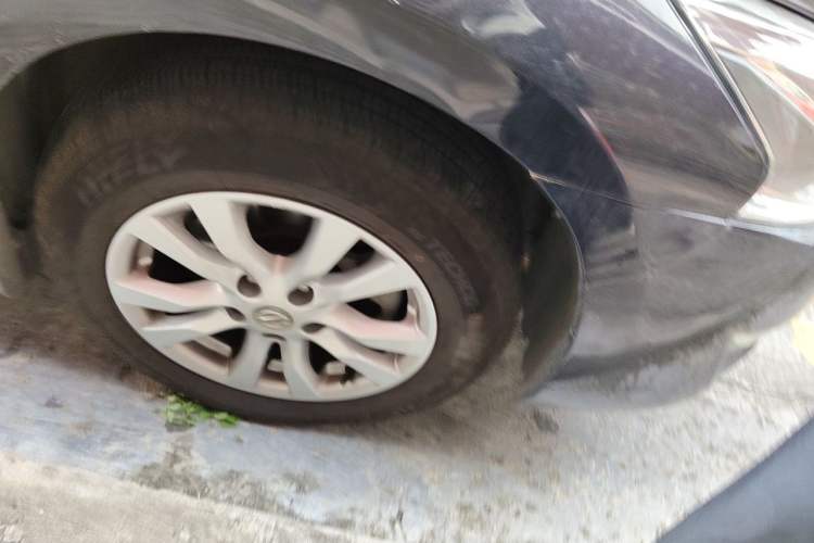 Used Nissan Teana 2013 2.0L XL Comfort Edition Right Front Wheel Hub