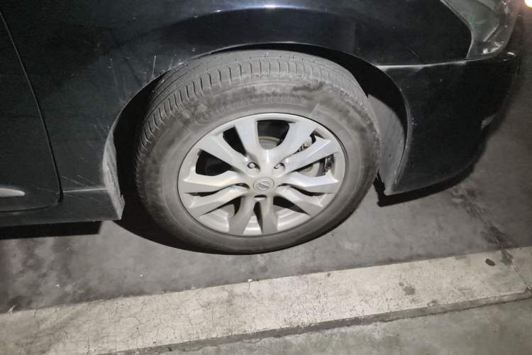 Used Nissan Teana 2013 2.5L XL Leading Edition Right Front Wheel Hub