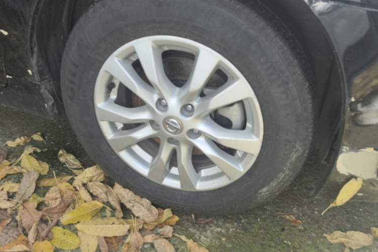 Used Nissan Teana 2013 2.0L XL Comfort Edition Right Front Wheel Hub