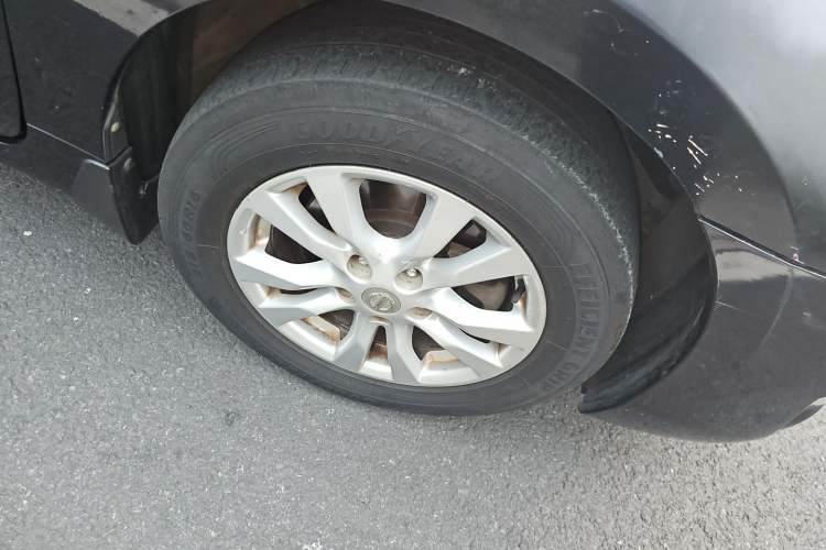 Used Nissan Teana 2013 2.0L XL Comfort Edition Right Front Wheel Hub