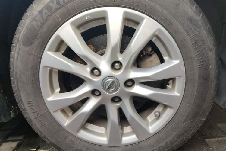 Used Nissan Teana 2013 2.0L XE Fashion Edition Right Front Wheel Hub
