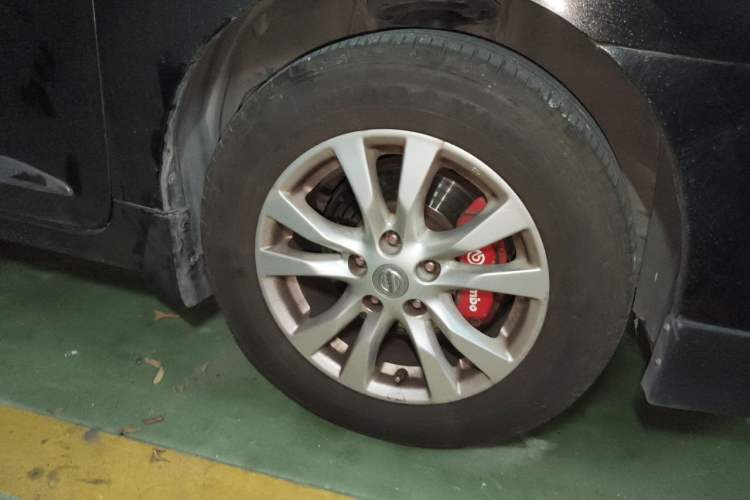 Used Nissan Teana 2013 2.5L XL Leading Edition Right Front Wheel Hub