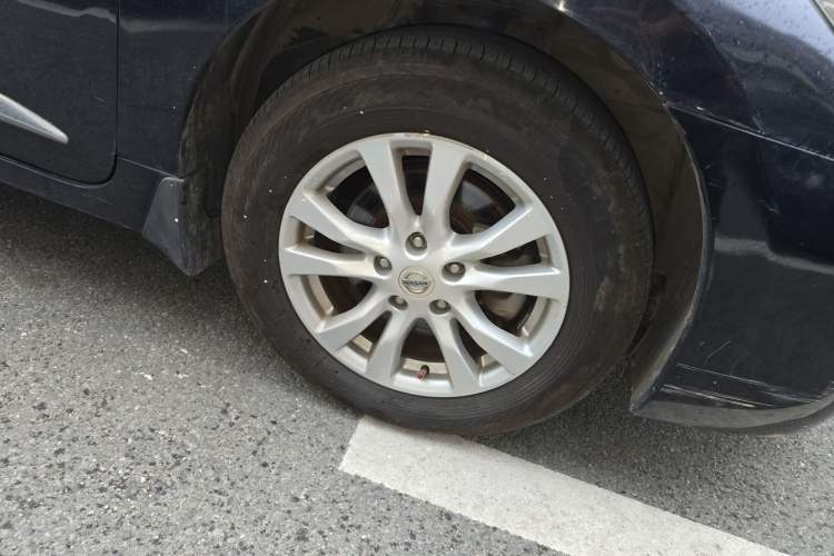Used Nissan Teana 2013 2.0L XL Comfort Edition Right Front Wheel Hub