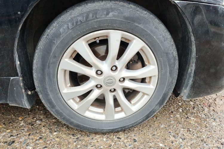 Used Nissan Teana 2013 2.0L XL Comfort Edition Right Front Wheel Hub