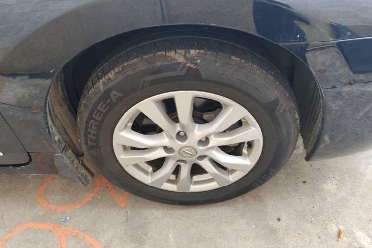 Used Nissan Teana 2013 2.5L XL Leading Edition Right Front Wheel Hub