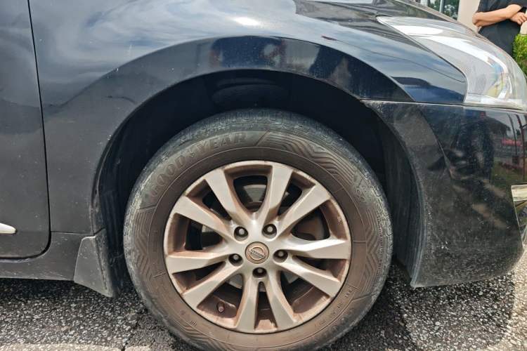 Used Nissan Teana 2013 2.0L XL Comfort Edition Right Front Wheel Hub