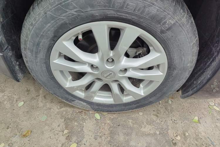 Used Nissan Teana 2013 2.0L XL Comfort Edition Right Front Wheel Hub