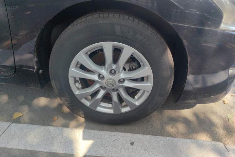 Used Nissan Teana 2013 2.5L XL Leading Edition Right Front Wheel Hub