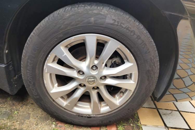 Used Nissan Teana 2013 2.5L XL-NAVI Tech Smart Enjoyment Edition Right Front Wheel Hub