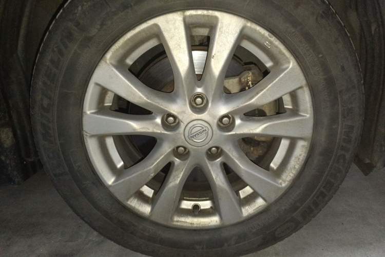 Used Nissan Teana 2013 2.0L XE Fashion Edition Right Front Wheel Hub