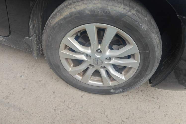 Used Nissan Teana 2013 2.0L XL Comfort Edition Right Front Wheel Hub