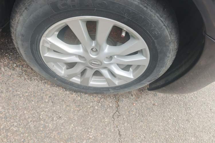 Used Nissan Teana 2013 2.0L XL Comfort Edition Right Front Wheel Hub