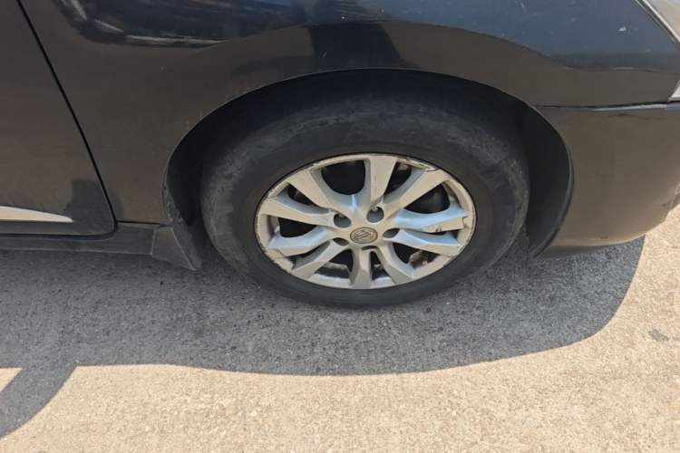 Used Nissan Teana 2013 2.0L XL Comfort Edition Right Front Wheel Hub
