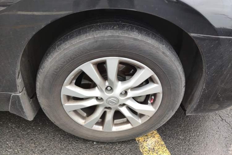 Used Nissan Teana 2013 2.5L XL Leading Edition Right Front Wheel Hub