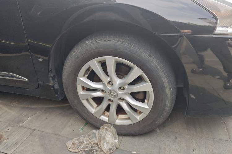 Used Nissan Teana 2013 2.0L XL Comfort Edition Right Front Wheel Hub