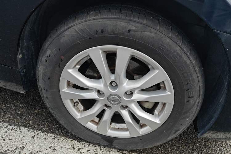 Used Nissan Teana 2013 2.5L XL-NAVI Tech Smart Enjoyment Edition Right Front Wheel Hub