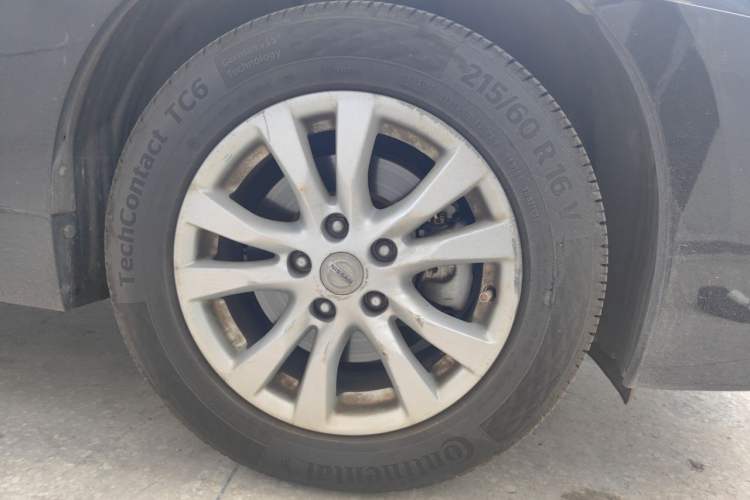 Used Nissan Teana 2013 2.5L XL Leading Edition Right Front Wheel Hub