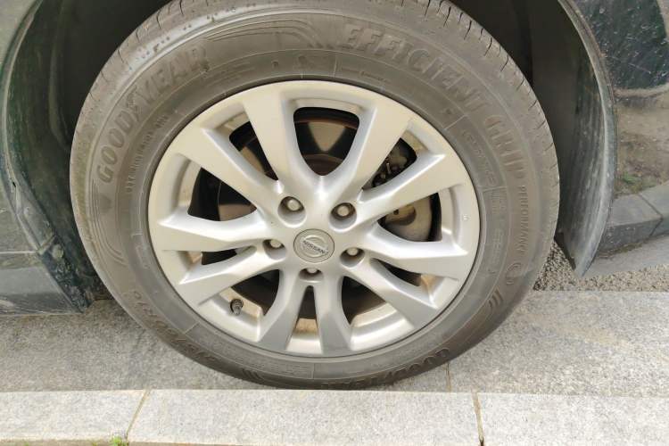 Used Nissan Teana 2013 2.5L XL-NAVI Tech Smart Enjoyment Edition Right Front Wheel Hub