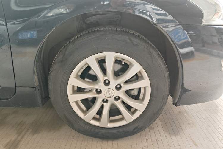 Used Nissan Teana 2013 2.0L XL Comfort Edition Right Front Wheel Hub
